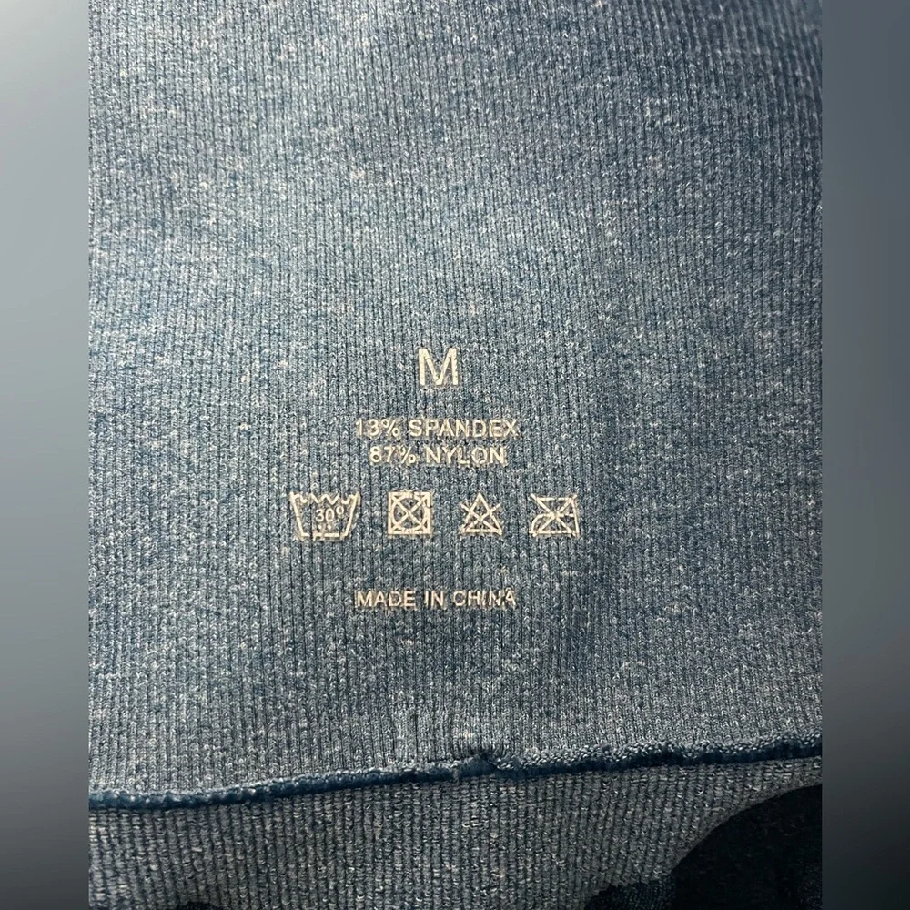 NVGTN NV Seamless Legging in Slate Blue, Size M - Picture 5 of 5